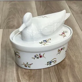 BIA Cordon Bleu Porcelain Duck Covered Casserole, Versailles Wildflowers